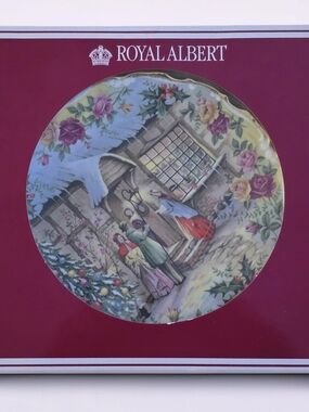 Royal Albert Collector Plate  - Christmas Carol Singers - 1991 - Vintage W/Box